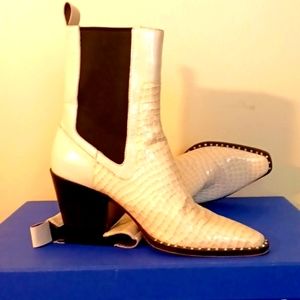 Dolce Vita,ivory cream,snake, patent leather,rhinestone trim,cowboy boot.Sz8.5